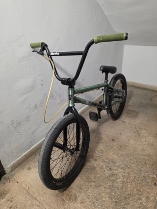 Bicicleta BMX Sunday