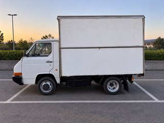 Nissan Trade 1988