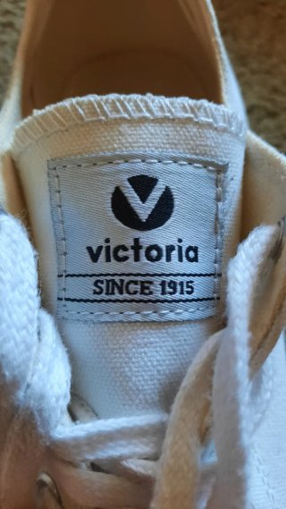Zapatillas Victoria Blancas Talla 37
