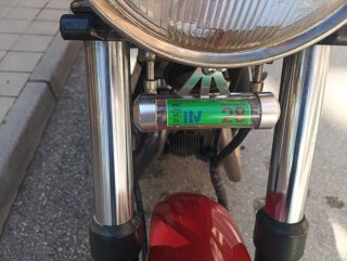 Yamaha 400Y Naked Roja