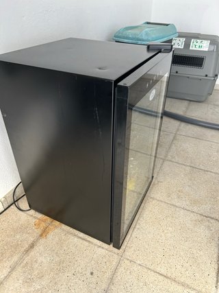 Nevera Vinoteca Negra