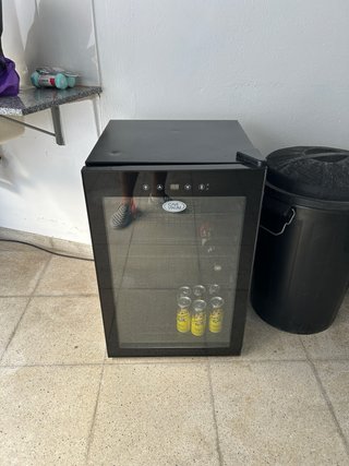 Nevera Vinoteca Negra