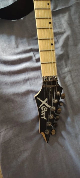 Guitarra Eléctrica Cort Blanca perlada