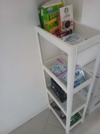 Scaffale portaoggetti in plastica bianco