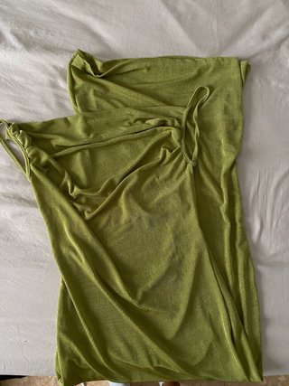 Vestido verde largo drapeado