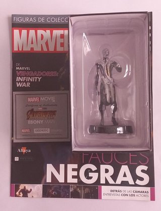 Figura de Fauces Negras. Marvel Movie Collection