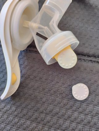 Sacaleches Medela Harmony + Biberón MAM Regalo