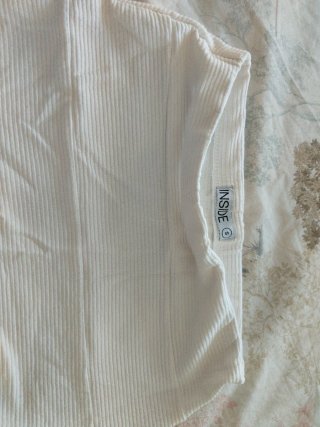Falda blanca de tubo
