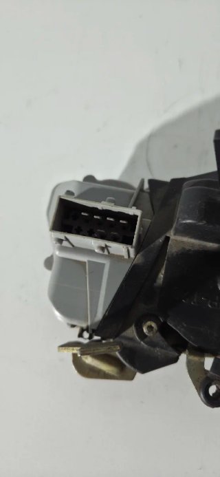 Cerradura Delantera Derecha Citroen Xsara Picasso