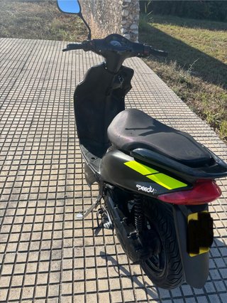 Yamaha Jog R Scooter Negra