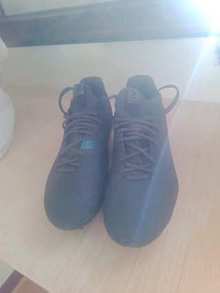 Zapatillas de fútbol negras talla 39