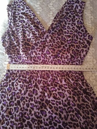Vestido estampado animal print morado