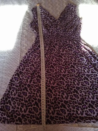 Vestido estampado animal print morado