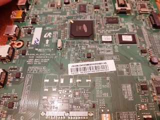 Placa Main Board TV Samsung UE40D5500 Averiada