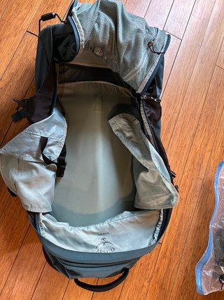 Osprey Farpoint 65 Mochila de Viaje con Ruedas