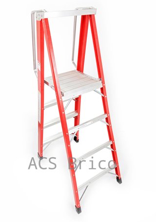 Escalera Fibra Tijera 2x4 - 1,14 Metros - 10400 - Mader