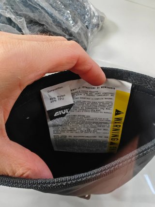 Borsello Givi impermeabile da gamba