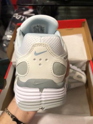 Nike P6000 Blancas y Grises Talla 42