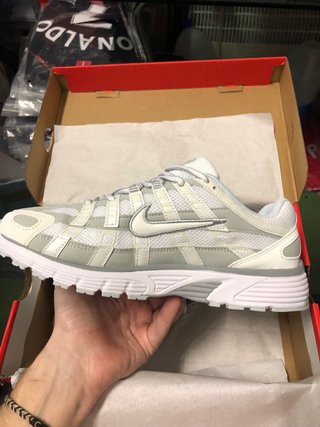 Nike P6000 Blancas y Grises Talla 42