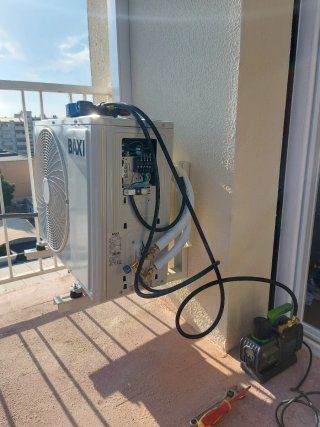 Servicios de electricidad fontanería y climatizaci