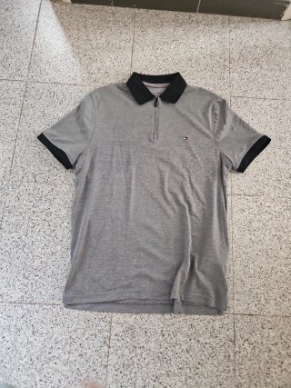 Polo Tommy Hilfiger gris Talla M