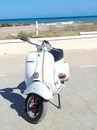 Vespa Primavera PK 125cc Blanca