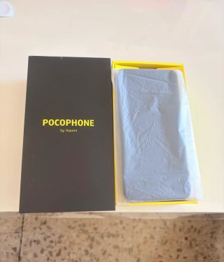 Xiaomi POCO F1 6GB/64GB Smartphone