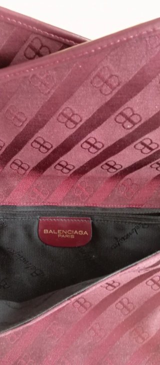 Borsetta Balenciaga rossa con logo