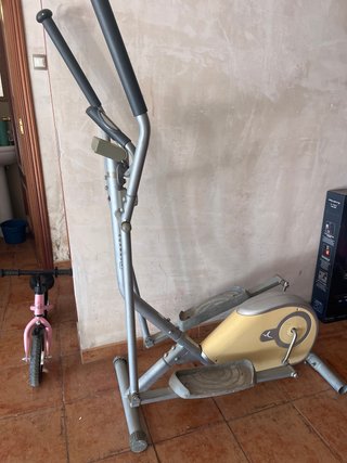 Bicicleta Estática Elíptica Gym marca domyos