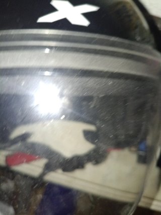 Casco de moto negro