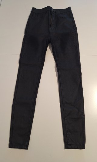 Pantalón cuero Stradivarius T-38 regalo vaquero
