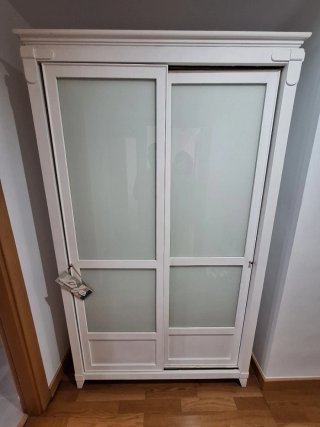 Armario blanco puertas correderas cristal