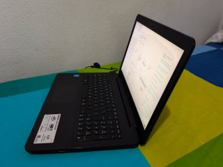 Ordenador portátil Asus X554L Negro