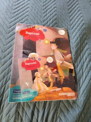Libro Infantil Bilingüe Rapunzel (Vaughan / mp3