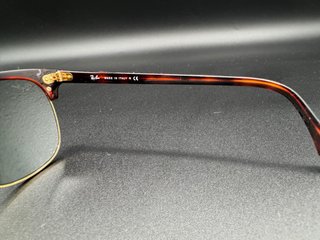 Ray-Ban Clubmaster RB3016 W0366 49-21 Originali