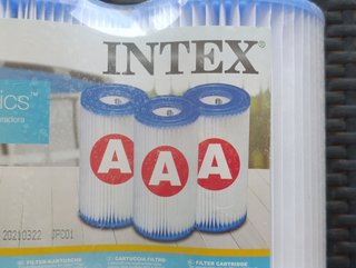 Depuradora Intex Krystal Clear + Filtros