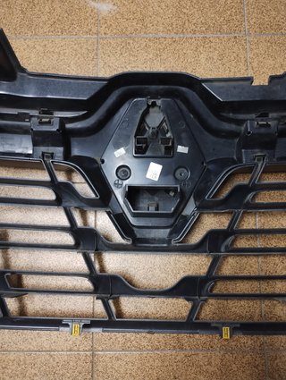 Rejilla Frontal Central Renault Master III