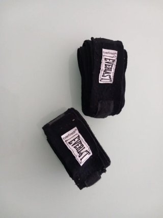 Vendas de Boxeo Negras con Cierre 5,60cm c/u