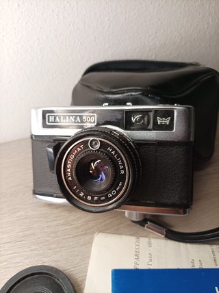 Fotocamera vintage Halina 500 35mm con flash