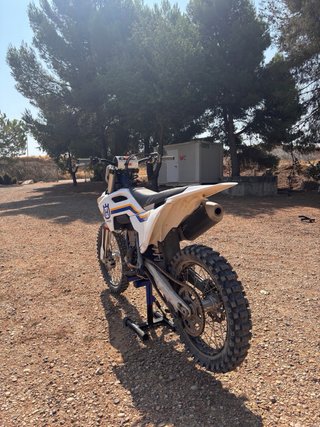Husqvarna FC 450 Motocross Blanca