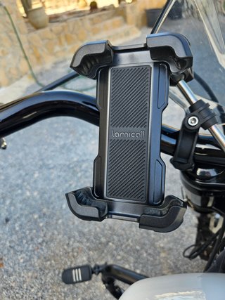 Harley-Davidson Cruiser Blanca y Negra