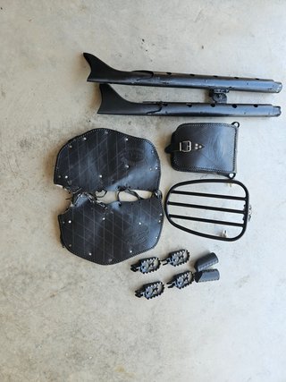 Harley-Davidson Cruiser Blanca y Negra