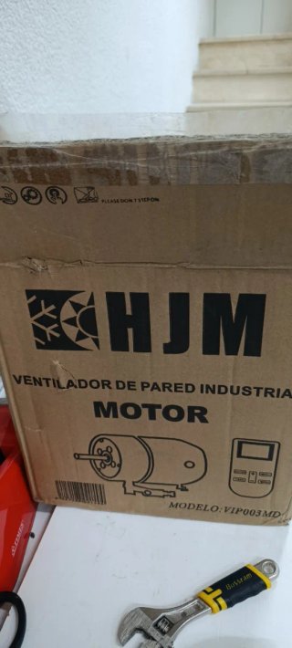Ventilador Industrial HIM Negro