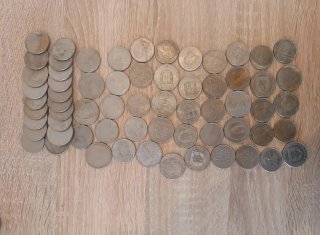 Lote 72 moedas 25 escudos Portugal 70/80.