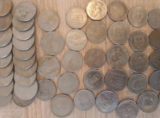 Lote 72 moedas 25 escudos Portugal 70/80.