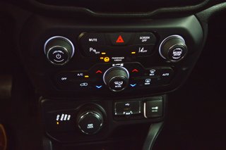 JEEP Renegade 2.0 Mjet 103kW 140CV Night Eagle 4x4