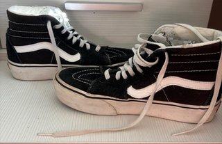 Vans Sk8-Hi negras y blancas talla 38
