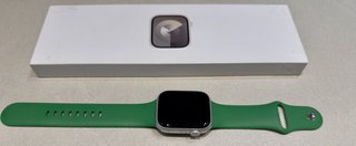 Apple Watch 9 45mm Argento Wi-Fi