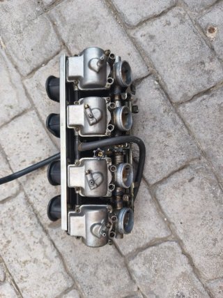 Carburadores zzr600