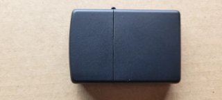 Zippo Negro Ojos Verdes (LEER)